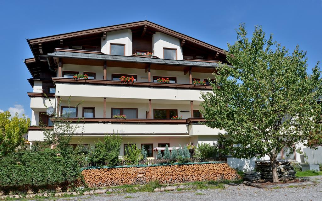 Appartementhaus Kaltenbach-Stumm By Piaunddirk エクステリア 写真